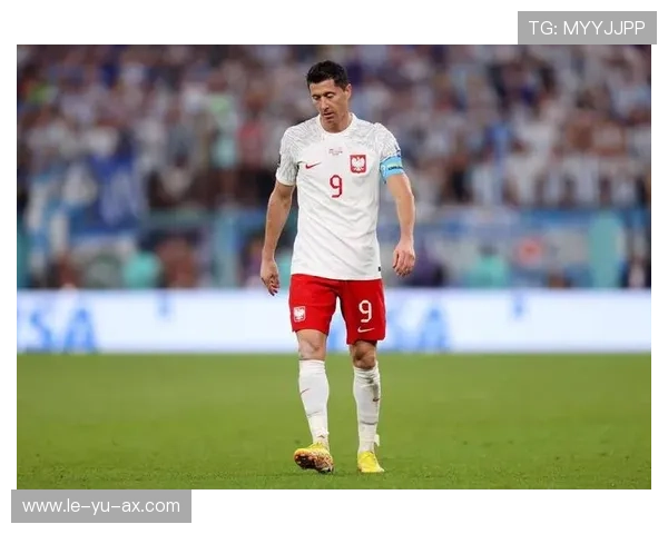 莱万多夫斯基:波兰锋线巨星的传奇之路 莱万多夫斯基:波兰锋线巨星的传奇之路