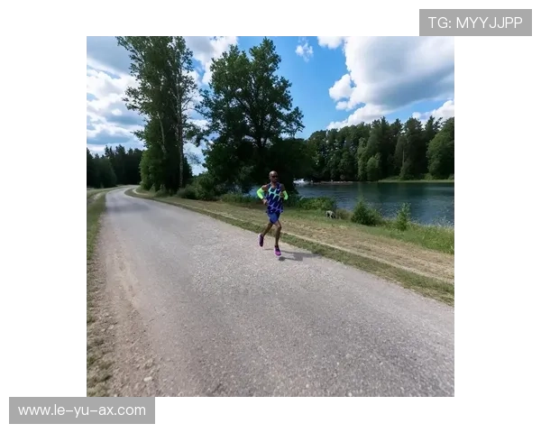 掌握长跑心理调节技巧,减轻运动压力提升表现 掌握长跑心理调节技巧,减轻运动压力提升表现