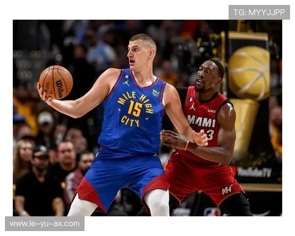 阿拉维斯中路渗透战术解析:提升进攻效率的关键技巧 阿拉维斯中路渗透战术解析:提升进攻效率的关键技巧